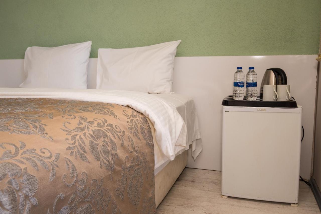 7 Art Feslegen By Egeos Otel 3*